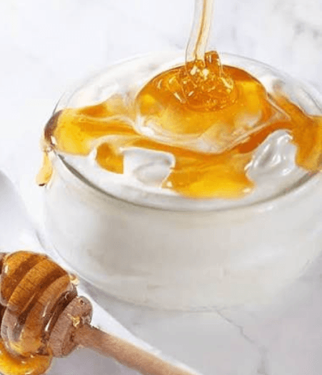 Yogurt with honey and nuts