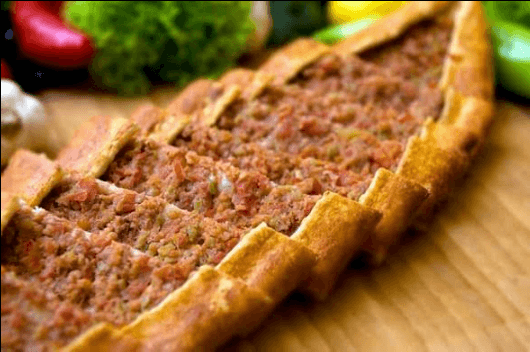 Meat pide from the oven